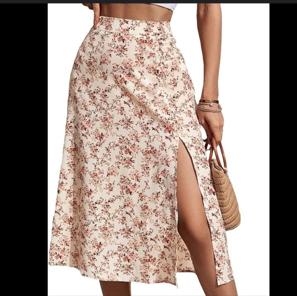 NWT COCO + jaimeson Split Hem High Waist Button Front Midi Skirt, Small - Picture 10 of 10